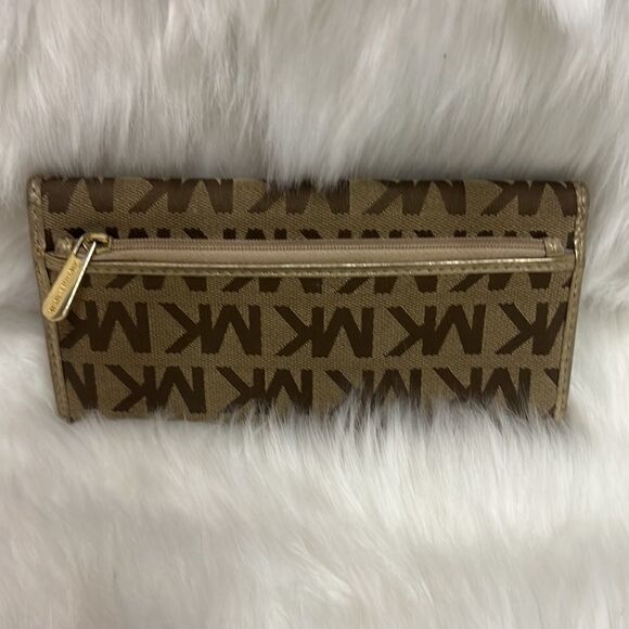Michael Kors Wallet C9 - Picture 5 of 10